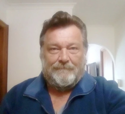 <span>William, 64</span>&nbsp;<span style='width: 25px; height: 16px; float: right; background-image: url(/bitmaps/flags_small/AU.PNG)'>&nbsp;</span><br><span>Adelaide, Australie</span>&nbsp;<input type='button' class='joinbtn' style='float: right' value='JOIN NOW' />