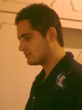 English men looking for love