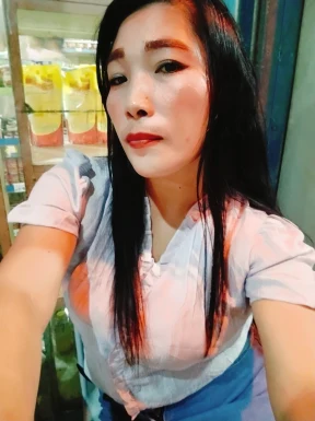 <span>Chona, 44</span>&nbsp;<span style='width: 25px; height: 16px; float: right; background-image: url(/bitmaps/flags_small/PH.PNG)'>&nbsp;</span><br><span>Muricay, Philippinen</span>&nbsp;<input type='button' class='joinbtn' style='float: right' value='JOIN NOW' />