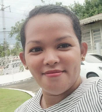<span>Andie, 39</span> <span style='width: 25px; height: 16px; float: right; background-image: url(/bitmaps/flags_small/PH.PNG)'> </span><br><span>Davao, 菲律宾</span> <input type='button' class='joinbtn' style='float: right' value='JOIN NOW' />