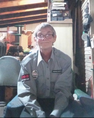 <span>Eddie Barwick, 61</span> <span style='width: 25px; height: 16px; float: right; background-image: url(/bitmaps/flags_small/US.PNG)'> </span><br><span>Salt Lake, United States of America</span> <input type='button' class='joinbtn' style='float: right' value='JOIN NOW' />