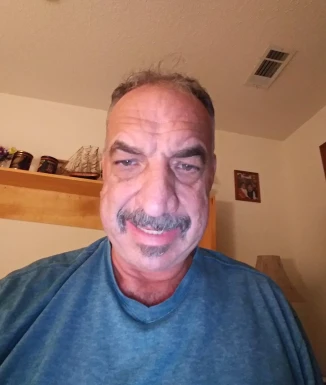 <span>William, 62</span> <span style='width: 25px; height: 16px; float: right; background-image: url(/bitmaps/flags_small/US.PNG)'> </span><br><span>Benson, 美国</span> <input type='button' class='joinbtn' style='float: right' value='JOIN NOW' />